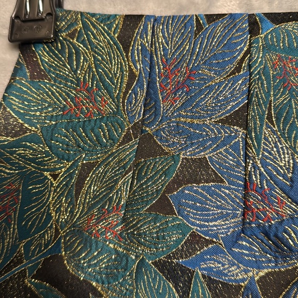 Floral Patterned Skirt - Multicolor size 9 gold accents lightweight unique - Picture 2 of 9